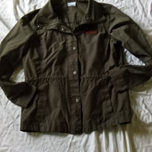 Columbia light weight jacket